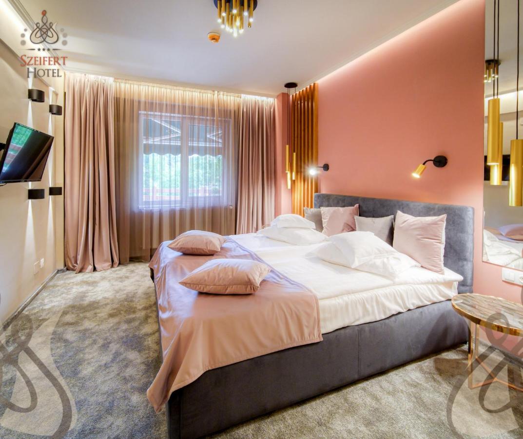 Hotel Szeifert Sovata Bagian luar foto